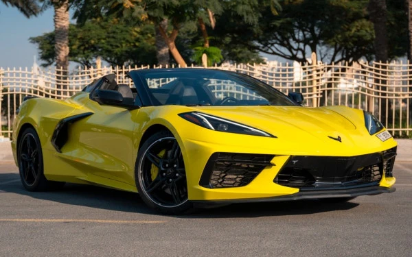 Yellow Chevrolet Corvette, 2022