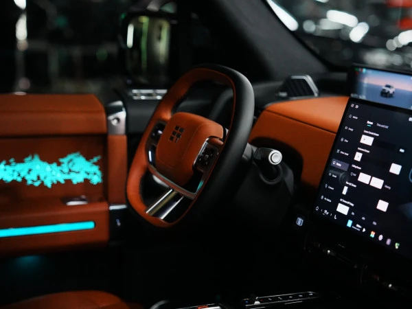  Black Jetour G700 Photo 