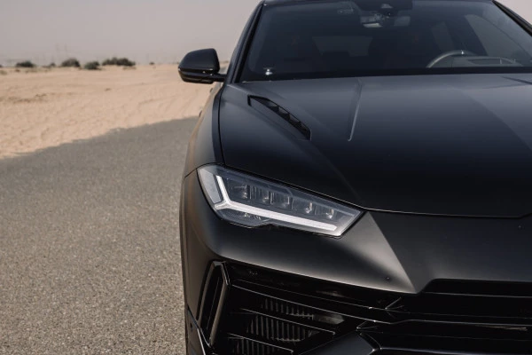  Black Lamborghini Urus MY20 Photo 