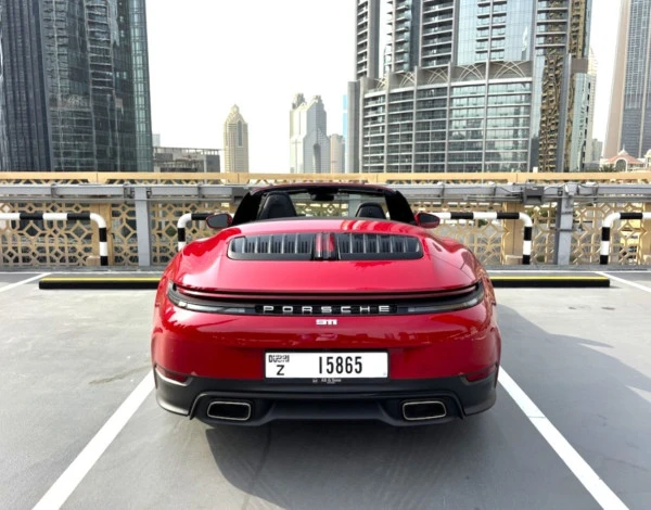 Red Porsche 911 / Carrera Photo 