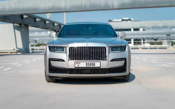  Silver Grey Rolls Royce Ghost Photo 
