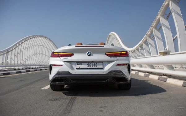  White BMW 840i cabrio Photo 