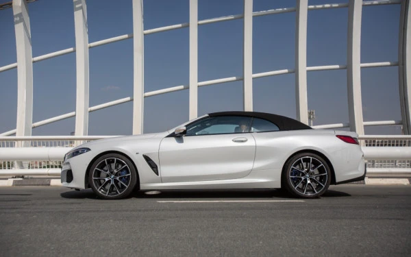  White BMW 840i cabrio Photo 